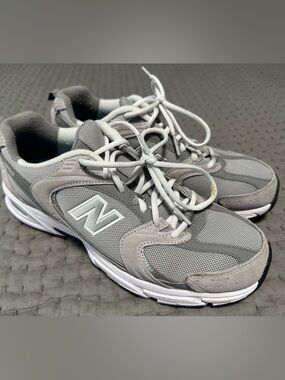 New Balance Light Grey Mesh & Suede Sneakers